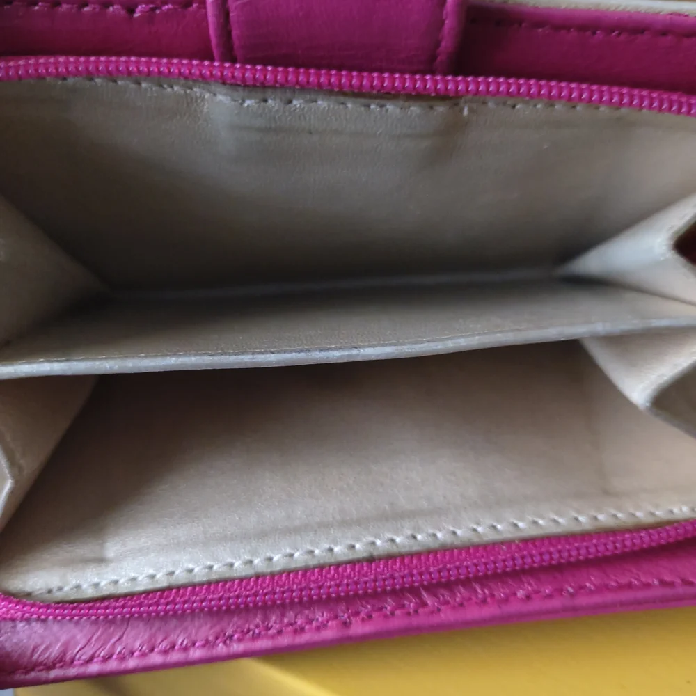 CHANEL Pink Camellia Embossed Compact Wallet W Chain 2010 - Picture 6 of 9